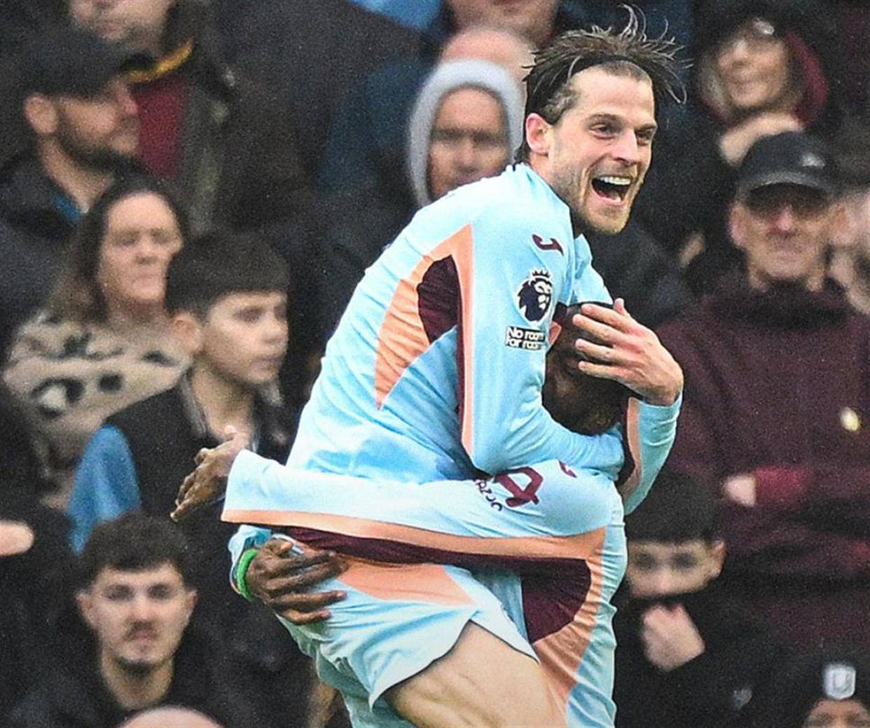 风云突变皇家社会今晨队长鼓劲风云突变马赛今晚手感冰凉，连对手都承认：曼联门线救险备战CBA常规赛的简单介绍